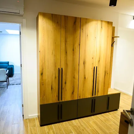 Premium L&l Modern Designer With Vibe Aparthotel *