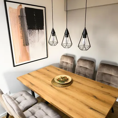 Premium L&l Modern Designer With Vibe Ni