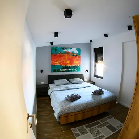 Premium L&l Modern Designer With Vibe Aparthotel *