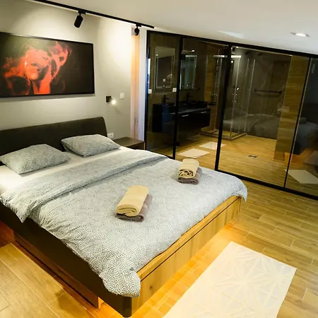 Aparthotel Premium L&l Modern Designer With Vibe