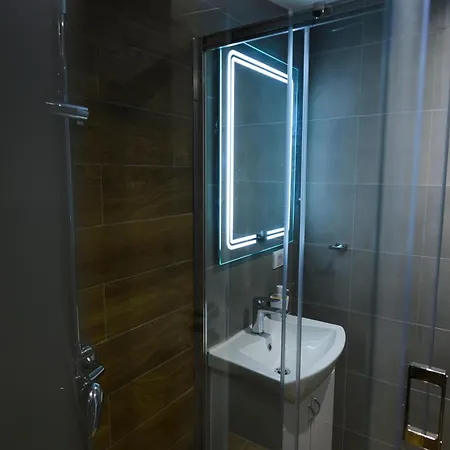 Premium L&l Modern Designer With Vibe Ni