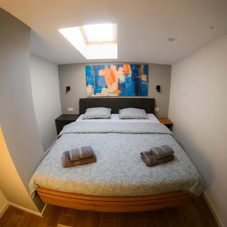 Premium L&l Modern Designer With Vibe Aparthotel *